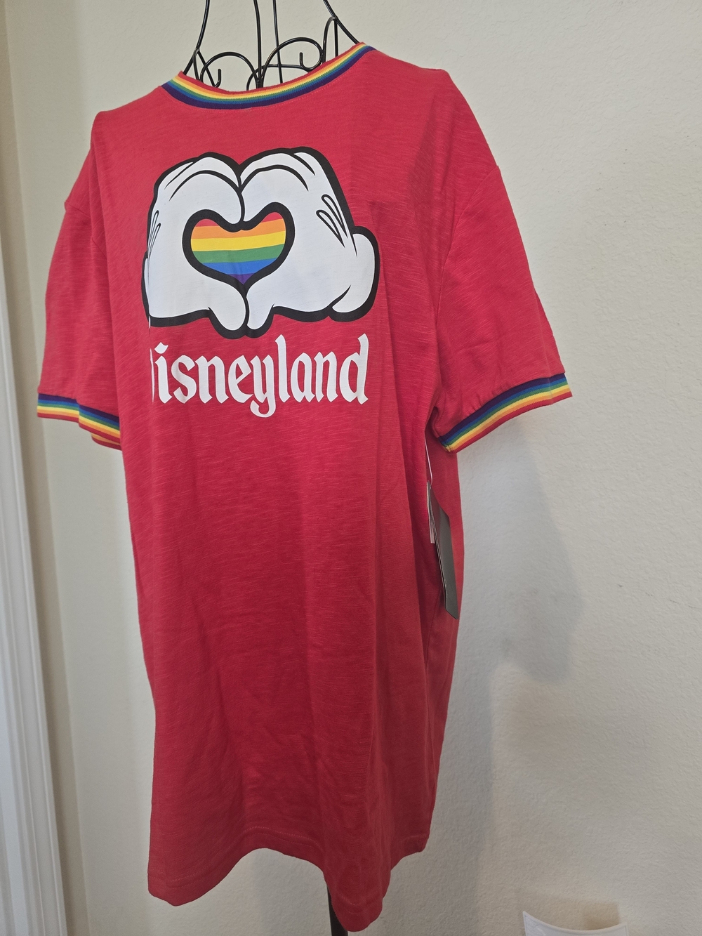 NWT Disney Red Short-Sleeve Disneyland Pride Graphic Tee Sz L